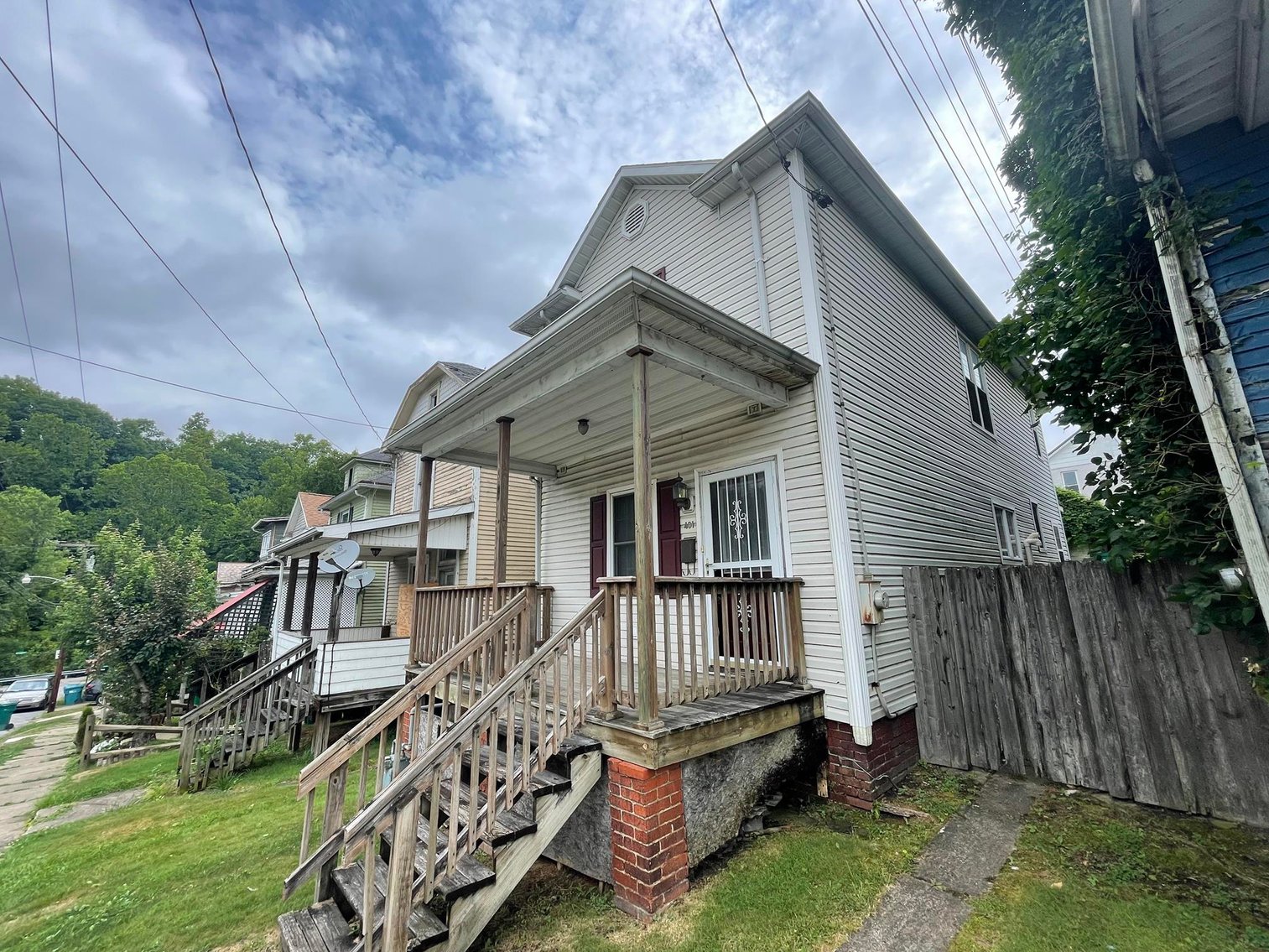 Image for SOLD - 2 Bedroom Project Home Selling to the Highest Bidder