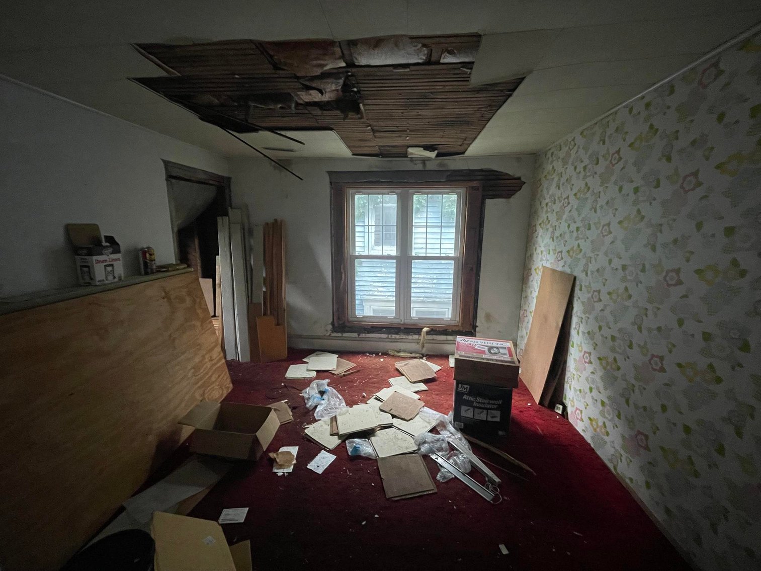 Image for SOLD - 2 Bedroom Project Home Selling to the Highest Bidder