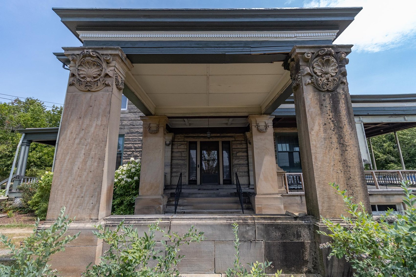 Image for SOLD $286,000 - Huge 7 Bedroom on 1.31 Acres in Waynesburg