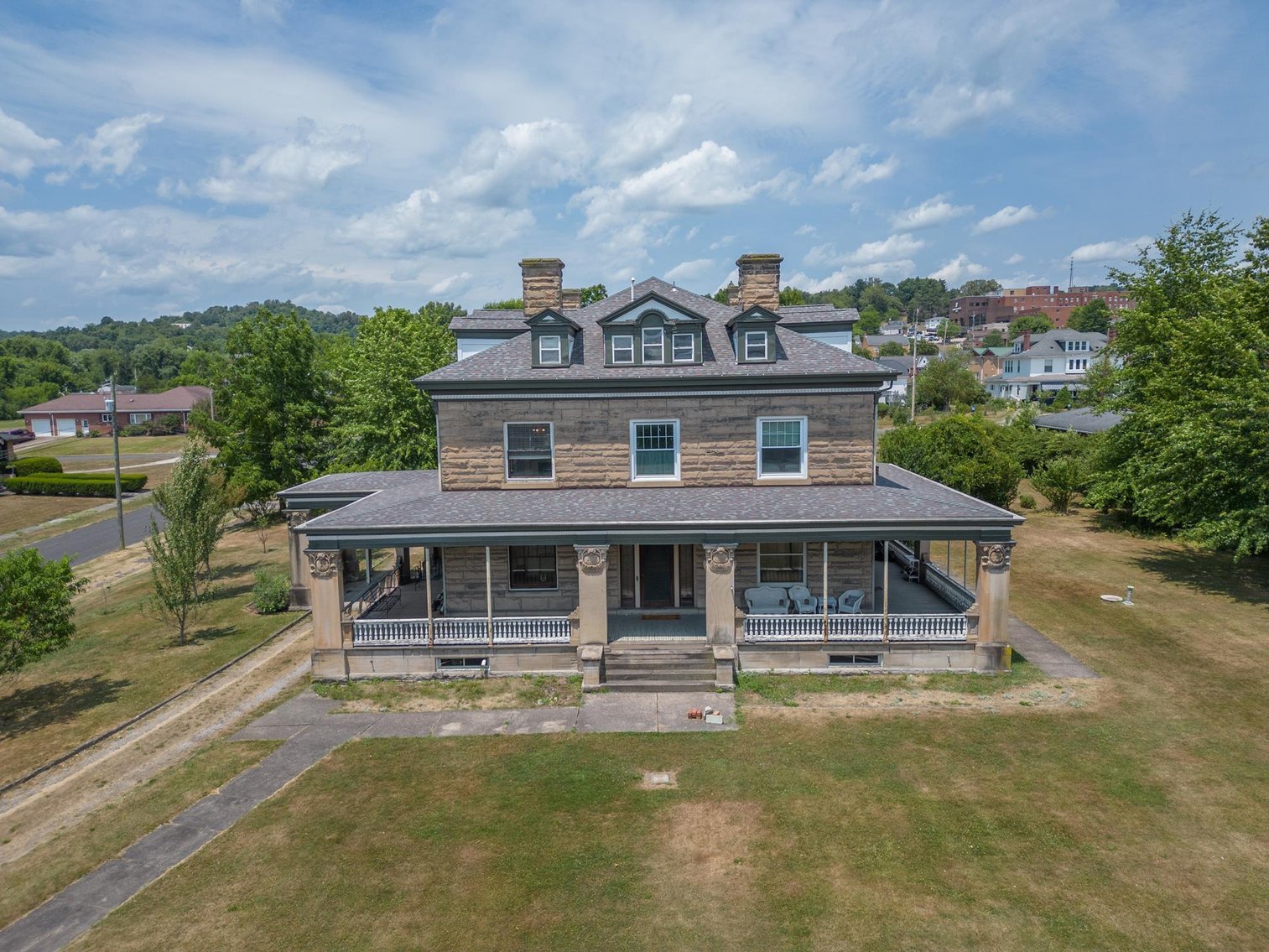 Image for SOLD $286,000 - Huge 7 Bedroom on 1.31 Acres in Waynesburg