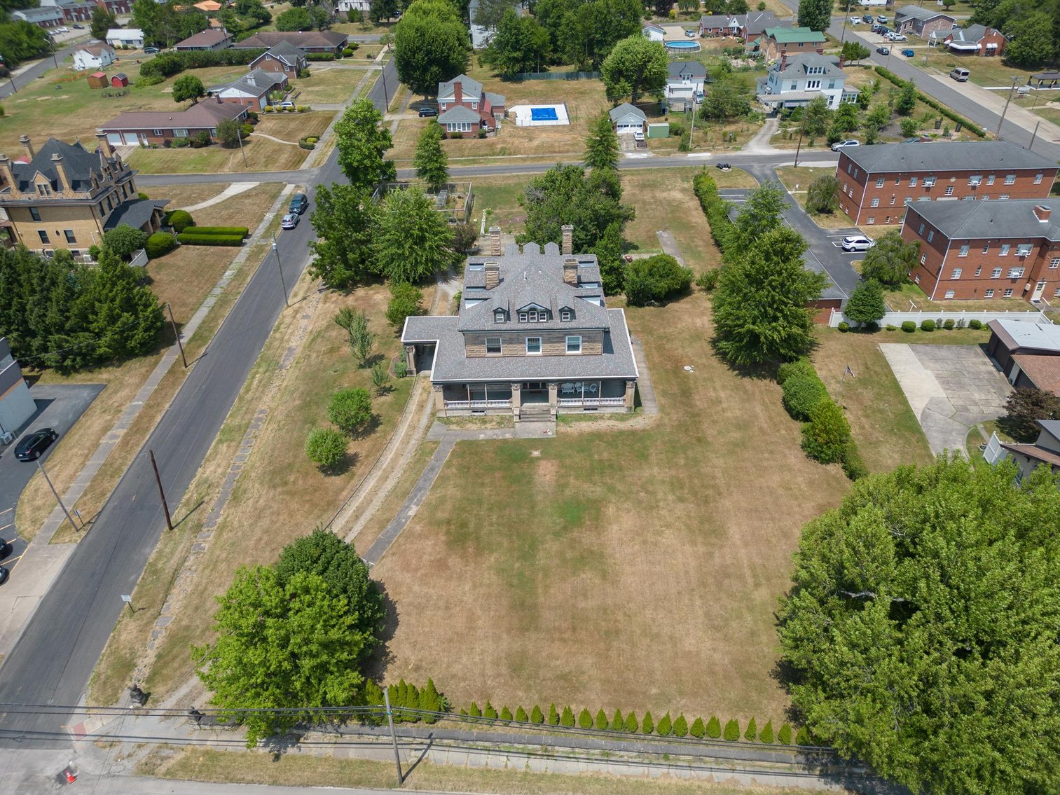 Image for SOLD $286,000 - Huge 7 Bedroom on 1.31 Acres in Waynesburg