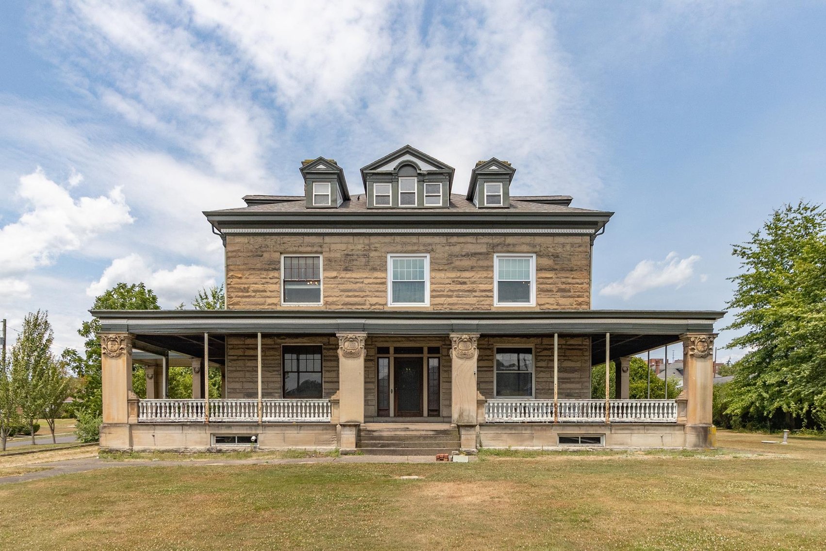 Image for SOLD $286,000 - Huge 7 Bedroom on 1.31 Acres in Waynesburg