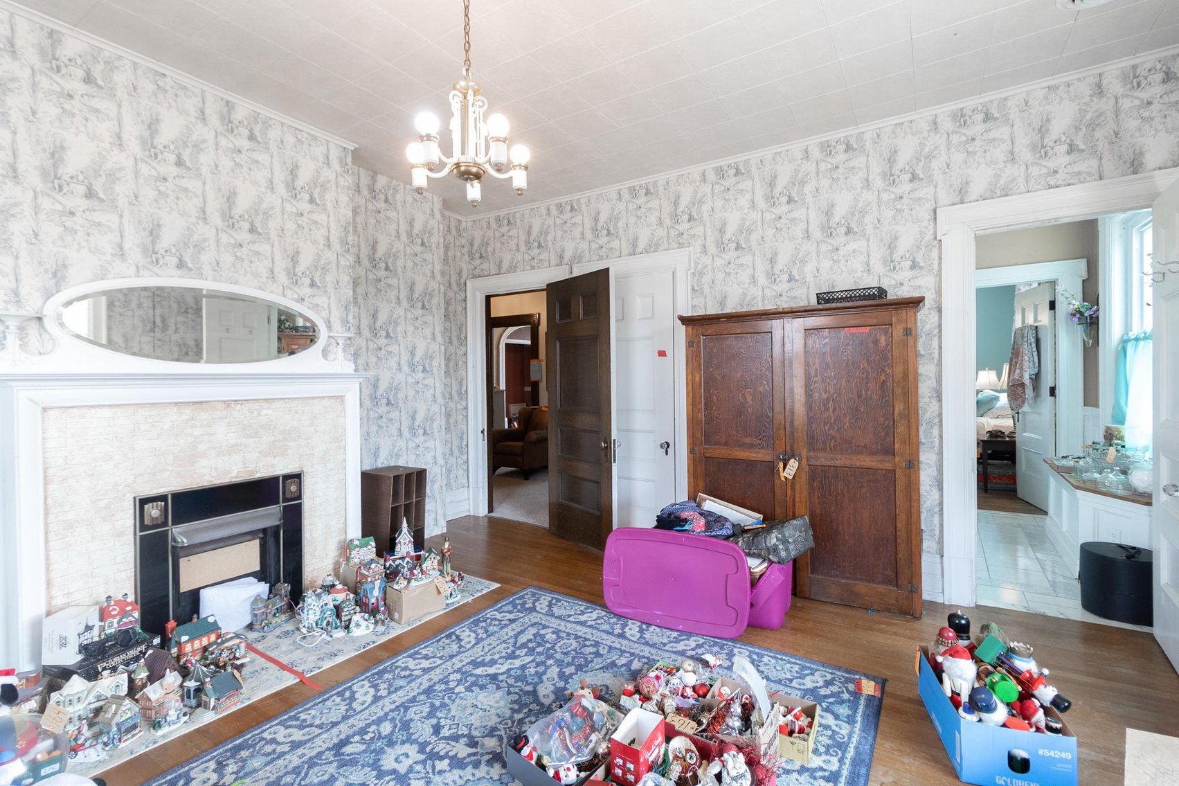 Image for SOLD $286,000 - Huge 7 Bedroom on 1.31 Acres in Waynesburg