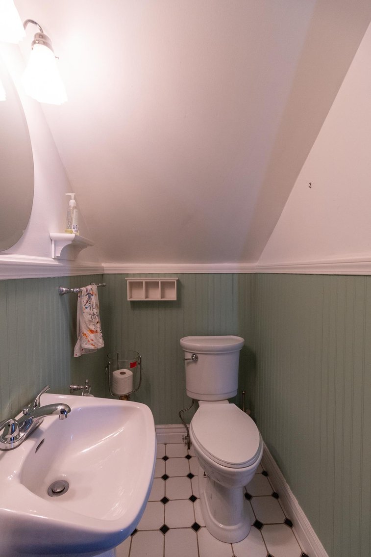 Image for SOLD $286,000 - Huge 7 Bedroom on 1.31 Acres in Waynesburg