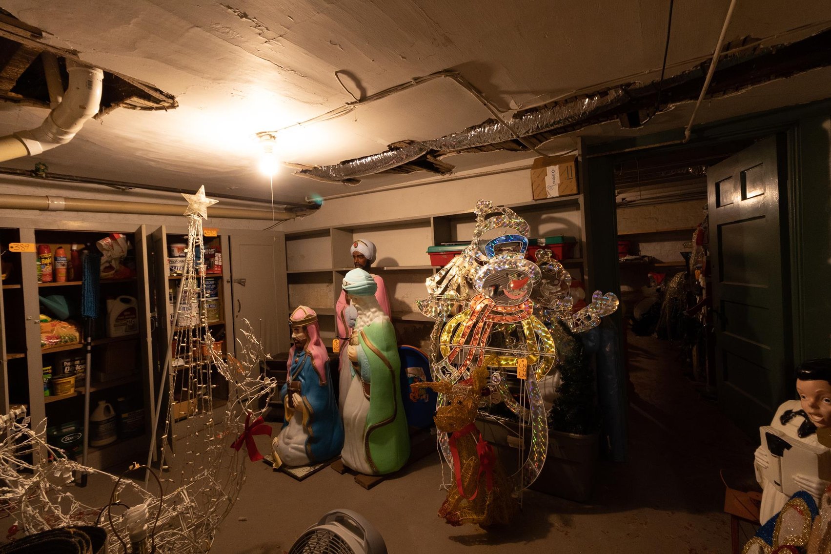 Image for SOLD $286,000 - Huge 7 Bedroom on 1.31 Acres in Waynesburg