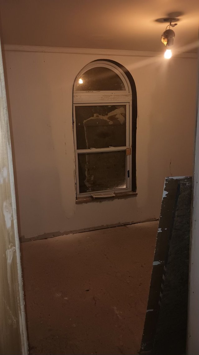 Image for SOLD $33,550 - 3 Bedroom Project Home with Apartment on 1.5 Acres in Ashland