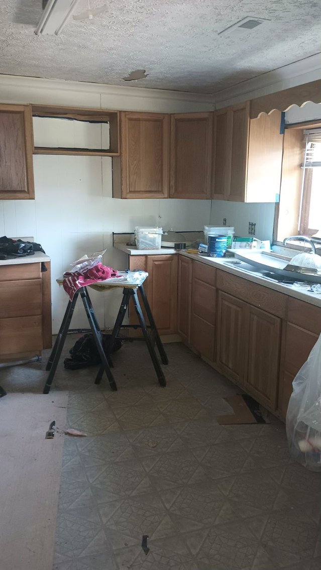 Image for SOLD $33,550 - 3 Bedroom Project Home with Apartment on 1.5 Acres in Ashland