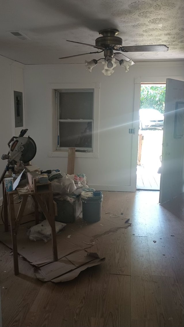 Image for SOLD $33,550 - 3 Bedroom Project Home with Apartment on 1.5 Acres in Ashland