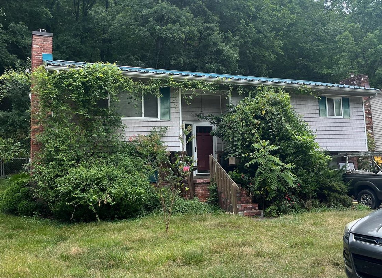 Image for SOLD $101,750 - 3 Bedroom Split Level in Charleston