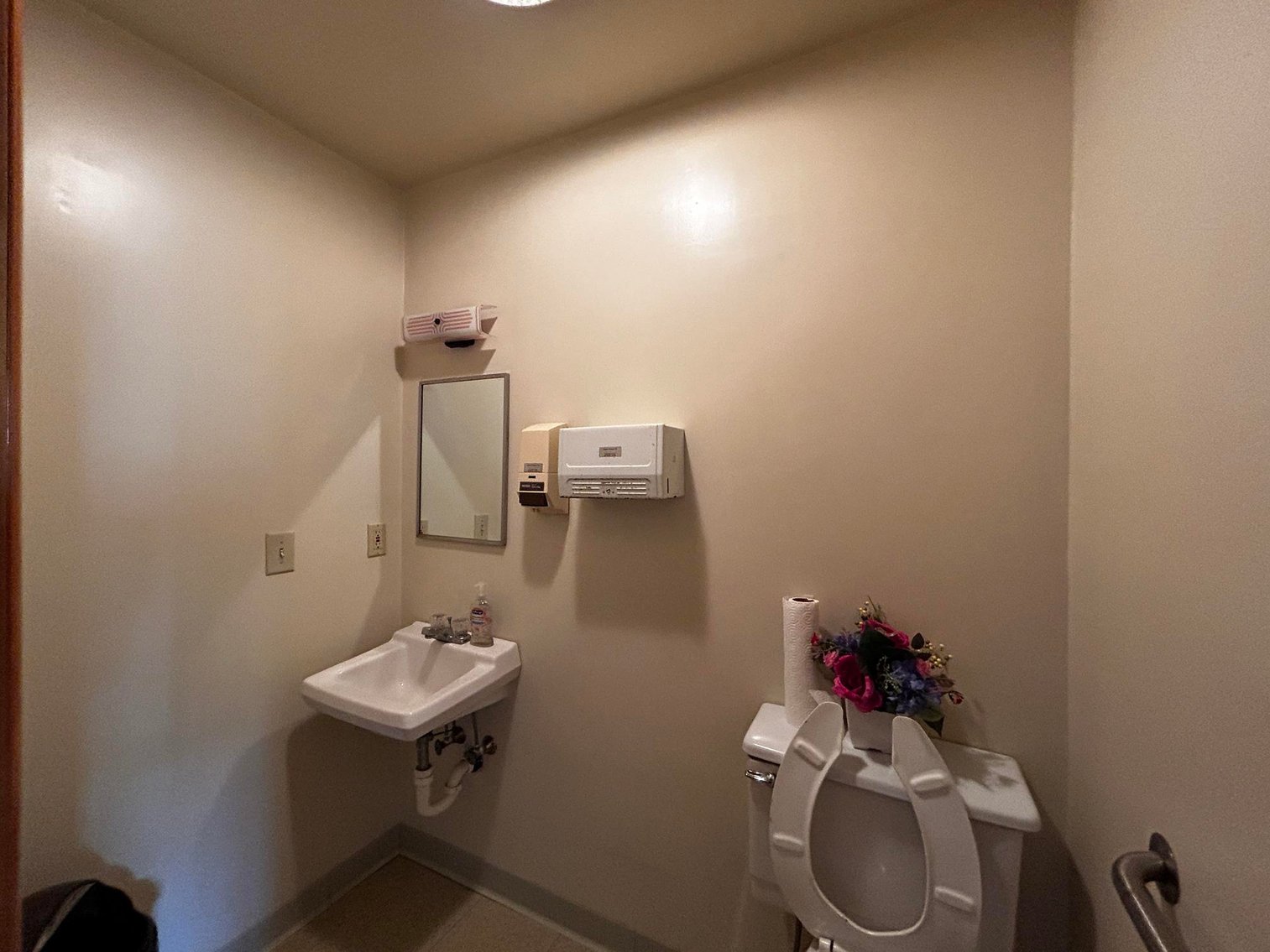 Image for SOLD $187,000 - 8,558 Sqft Personal Care Facility