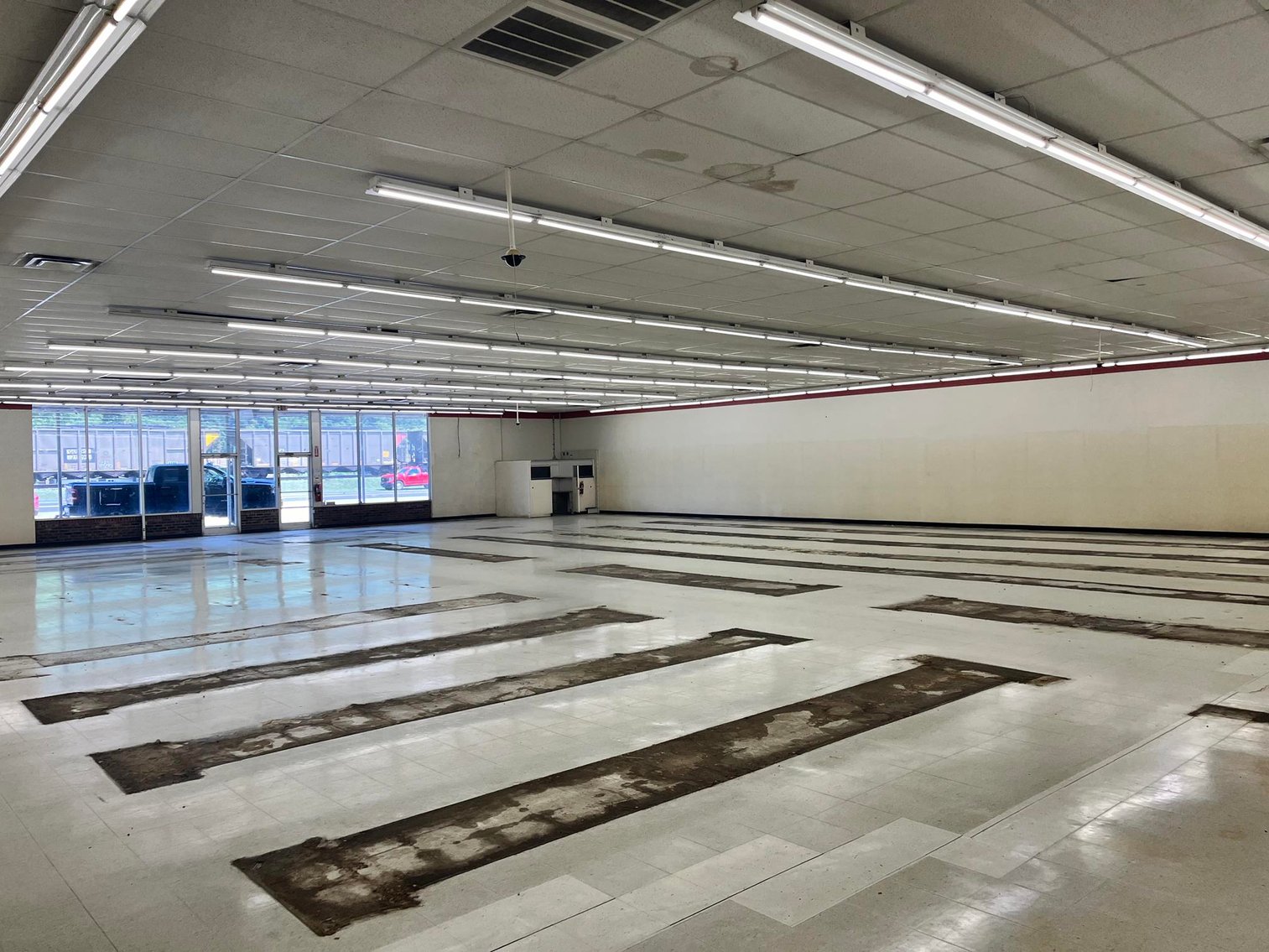 Image for SOLD $255,750 - Income Generating, Multi-Unit Commercial Property