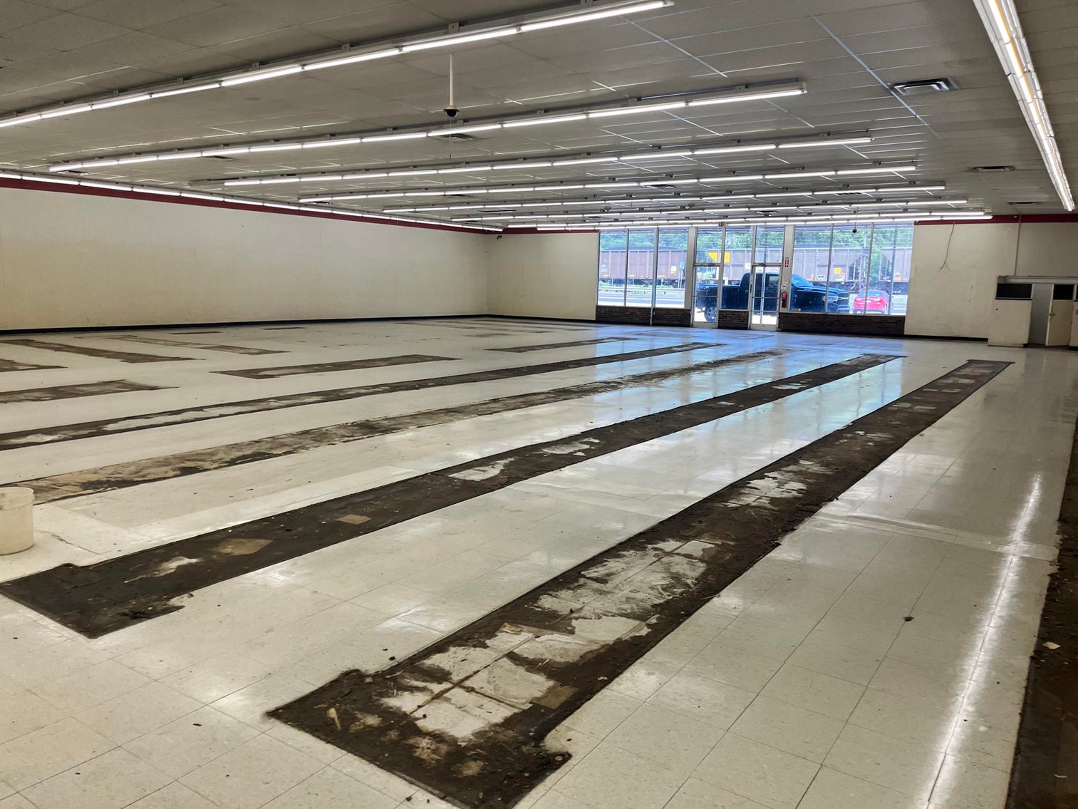 Image for SOLD $255,750 - Income Generating, Multi-Unit Commercial Property