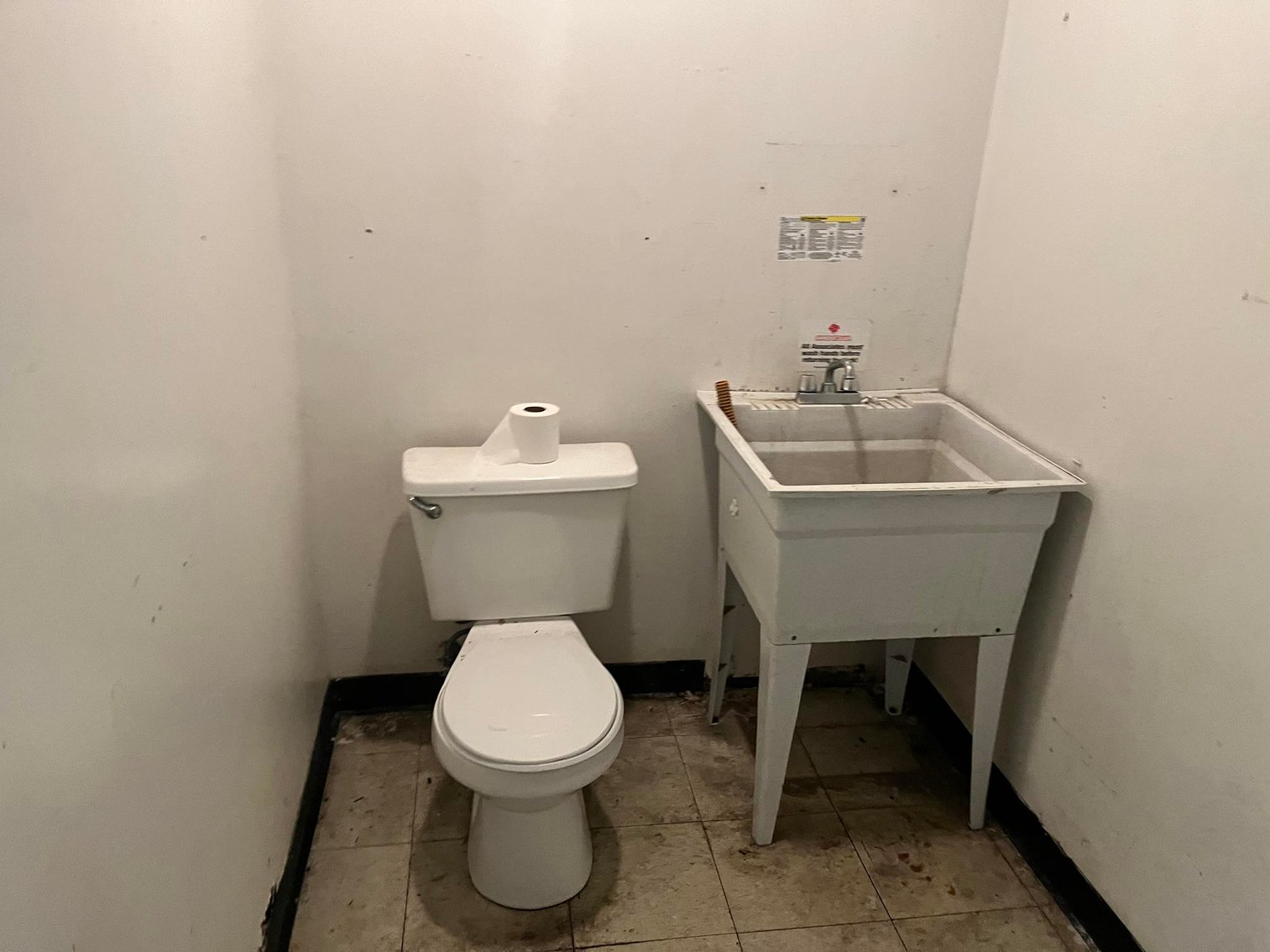 Image for SOLD $255,750 - Income Generating, Multi-Unit Commercial Property