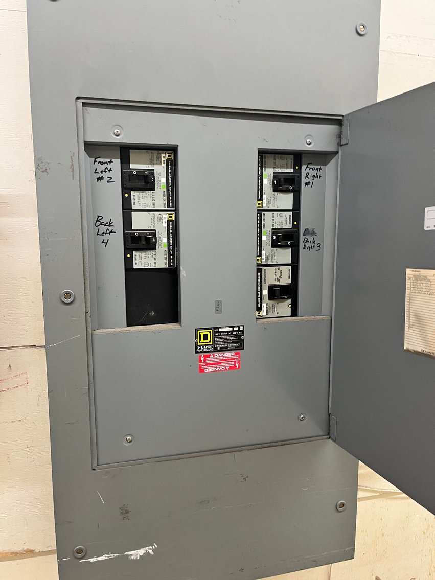 Image for SOLD $255,750 - Income Generating, Multi-Unit Commercial Property