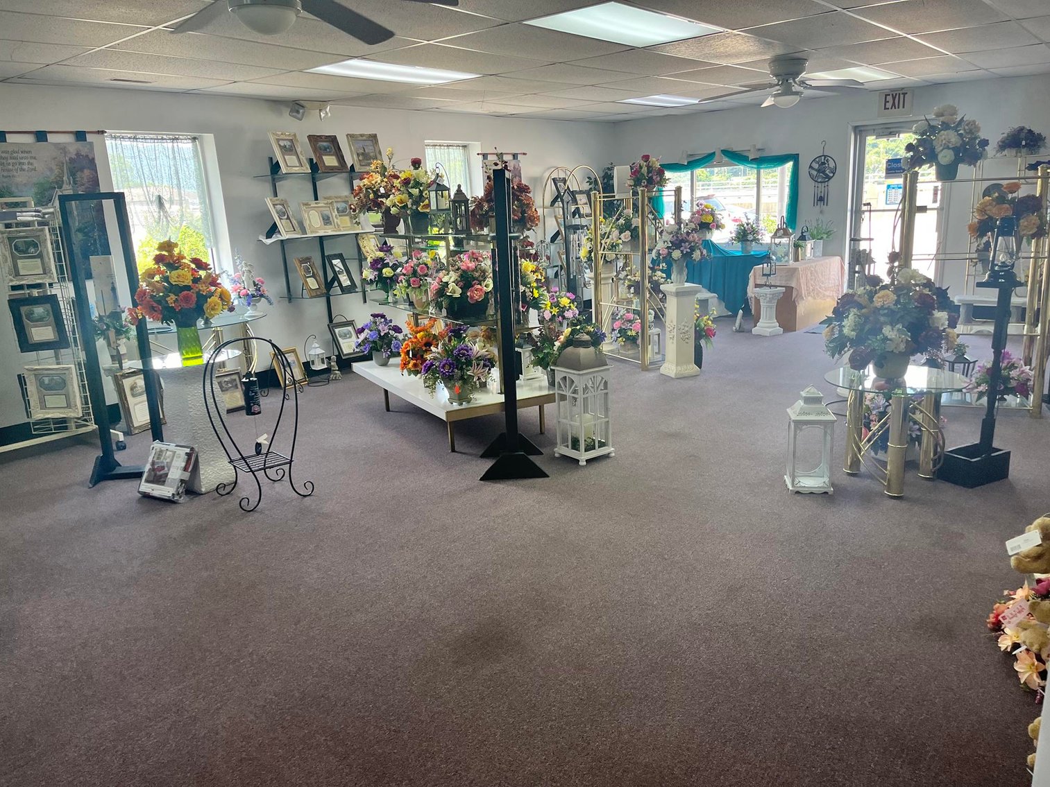 Image for SOLD $255,750 - Income Generating, Multi-Unit Commercial Property