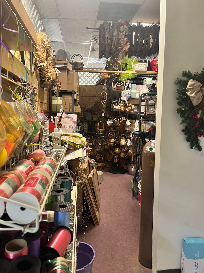 Image for SOLD $255,750 - Income Generating, Multi-Unit Commercial Property