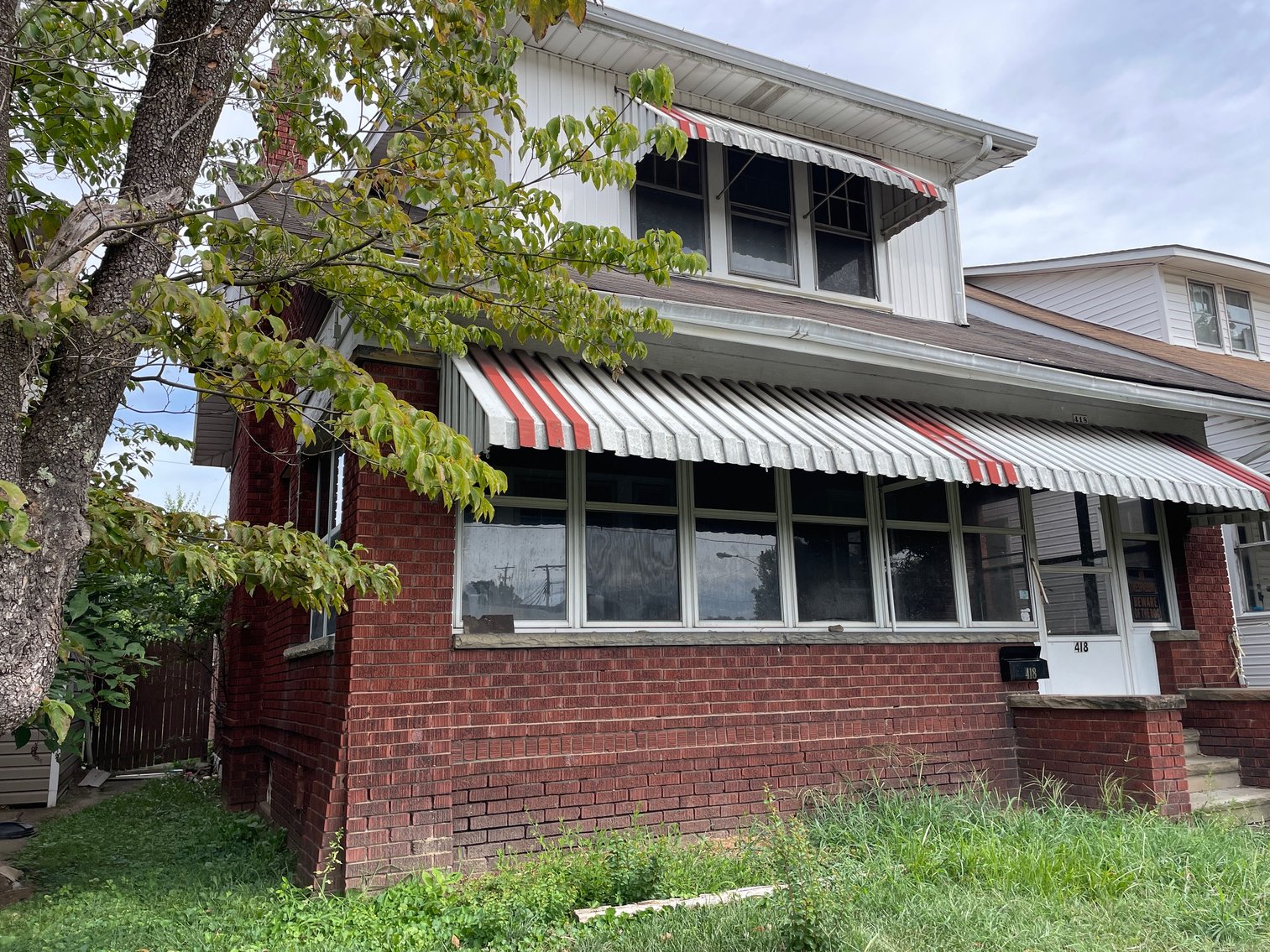 Image for SOLD $42,900 - 2 Bedroom Brick Cape Cod in Huntington