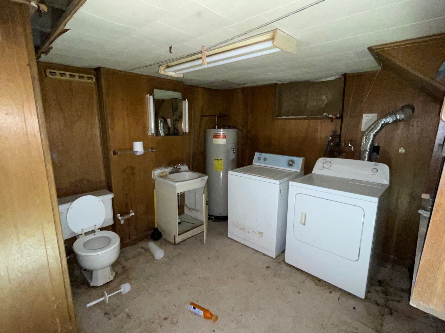 Image for SOLD $42,900 - 2 Bedroom Brick Cape Cod in Huntington