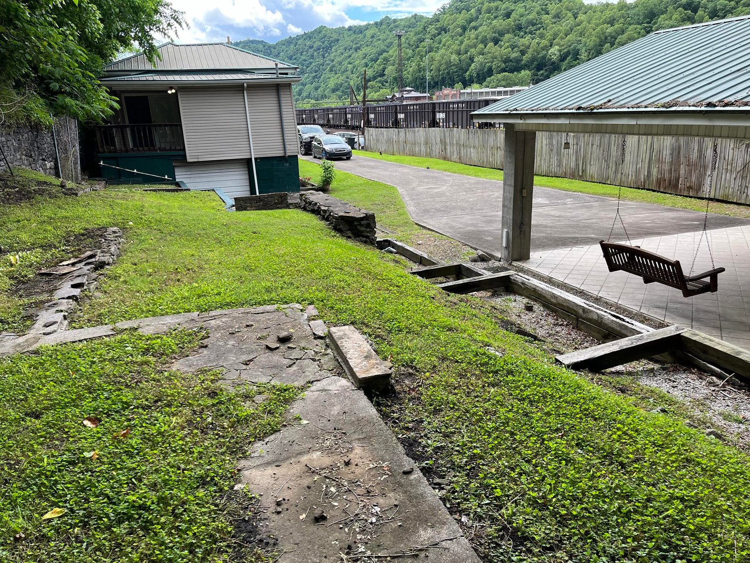 Image for SOLD $59,950 - 3 Bedroom with Full Basement in Williamson