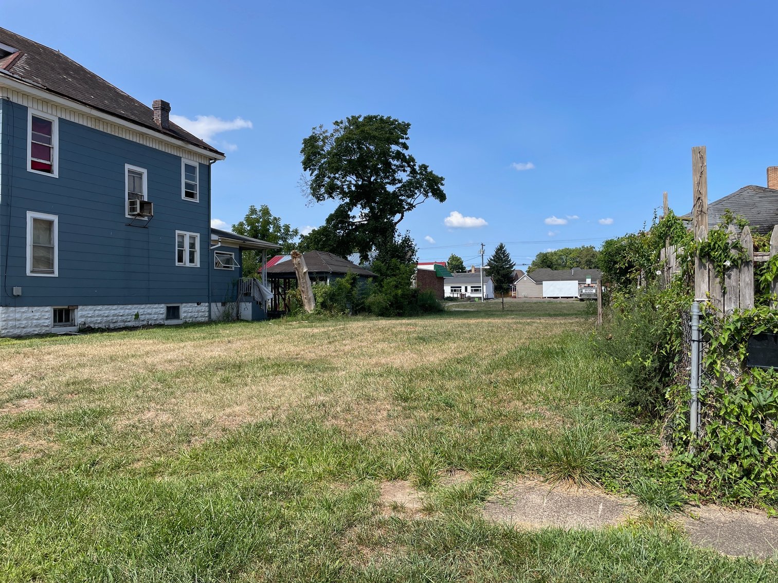 Image for SOLD - Multiple Lots in Parkersburg Selling to the Highest Bidders