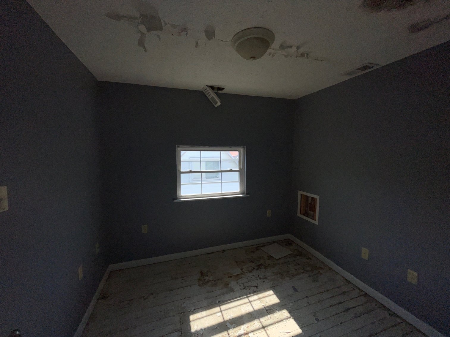 Image for SOLD $38,225 - 2 Bedroom in Dunbar Ideal for a Flip