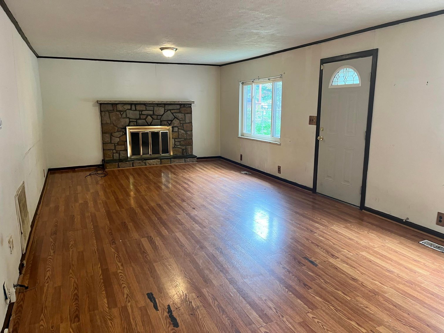 Image for SOLD $73,700 - 3 Bedroom Charleston Home