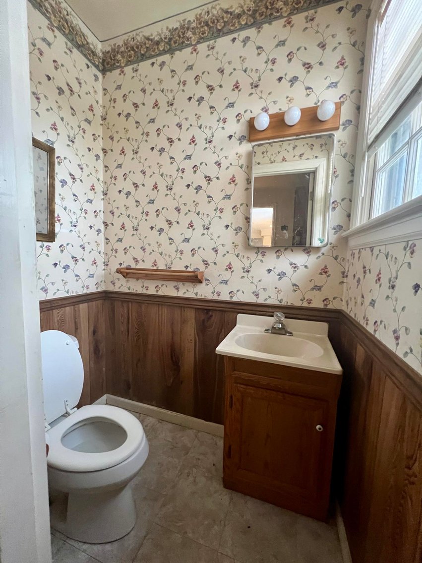 Image for SOLD $121,000 - Classic 4 Bedroom Home in South Charleston