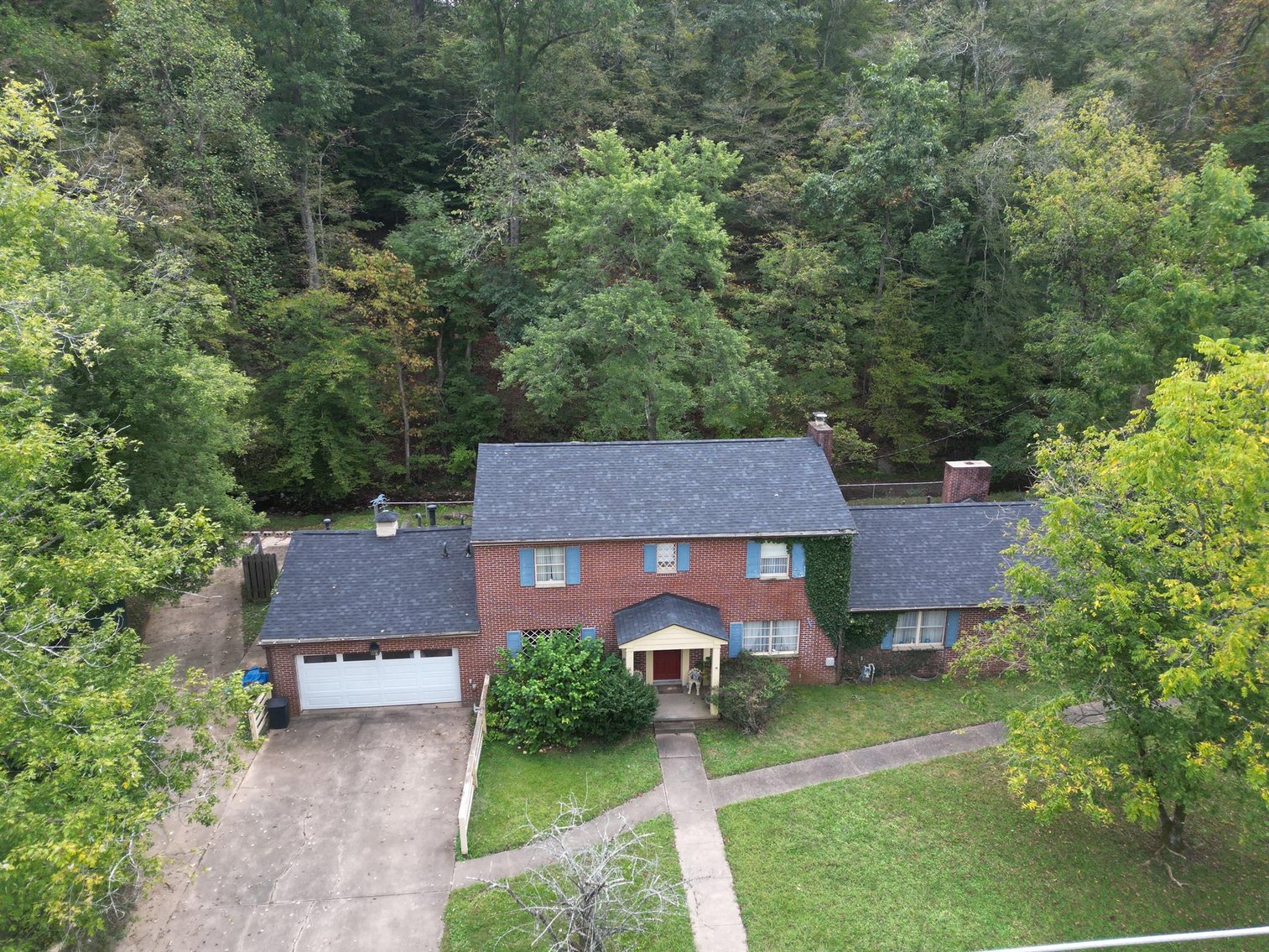 Image for SOLD $162,250 - Classic Brick 5 Bedroom on 2 ½ Acres in Huntington