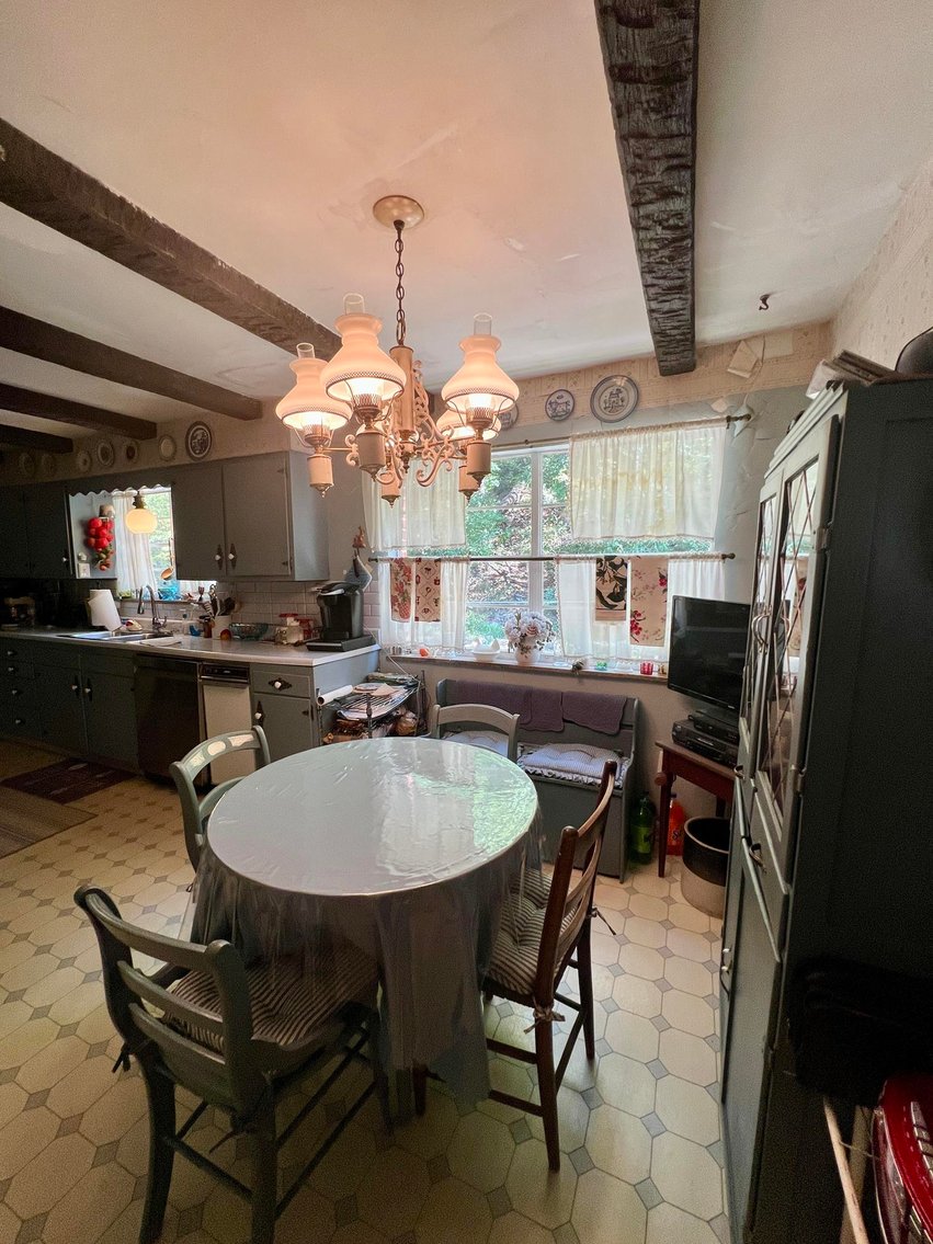 Image for SOLD $162,250 - Classic Brick 5 Bedroom on 2 ½ Acres in Huntington