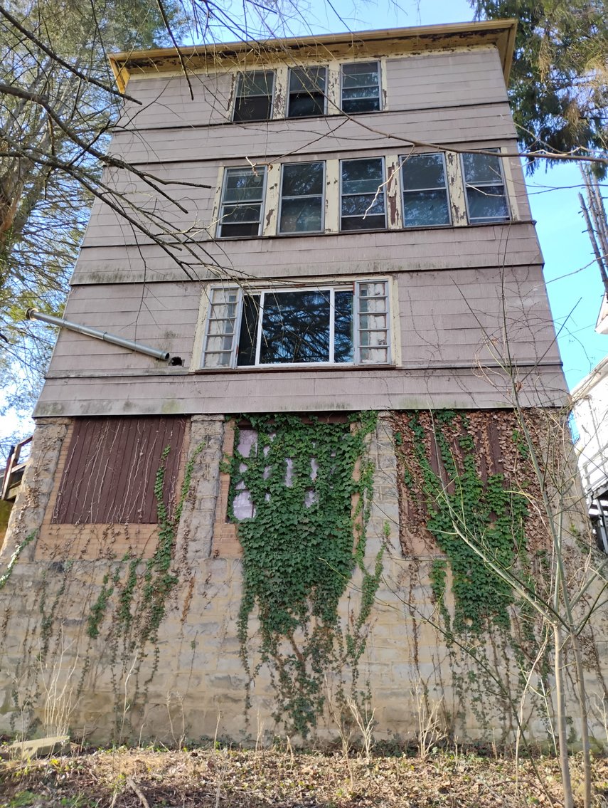 Image for SOLD - Duplex in Fairmont Selling to the Highest Bidder