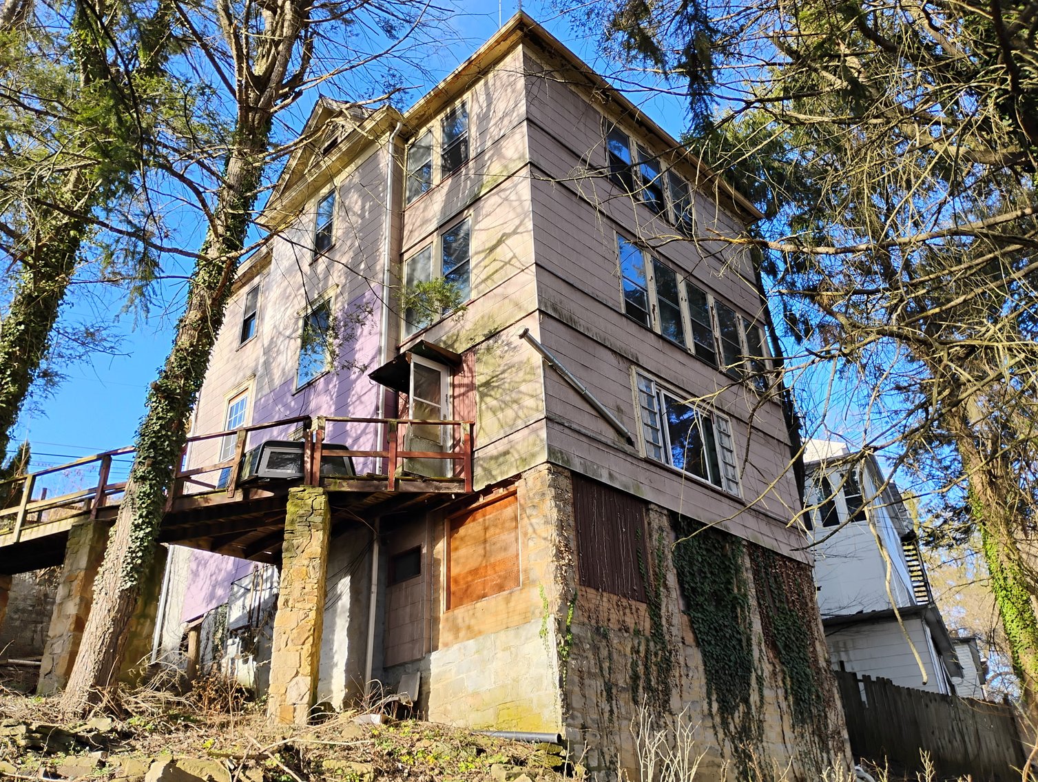 Image for SOLD - Duplex in Fairmont Selling to the Highest Bidder