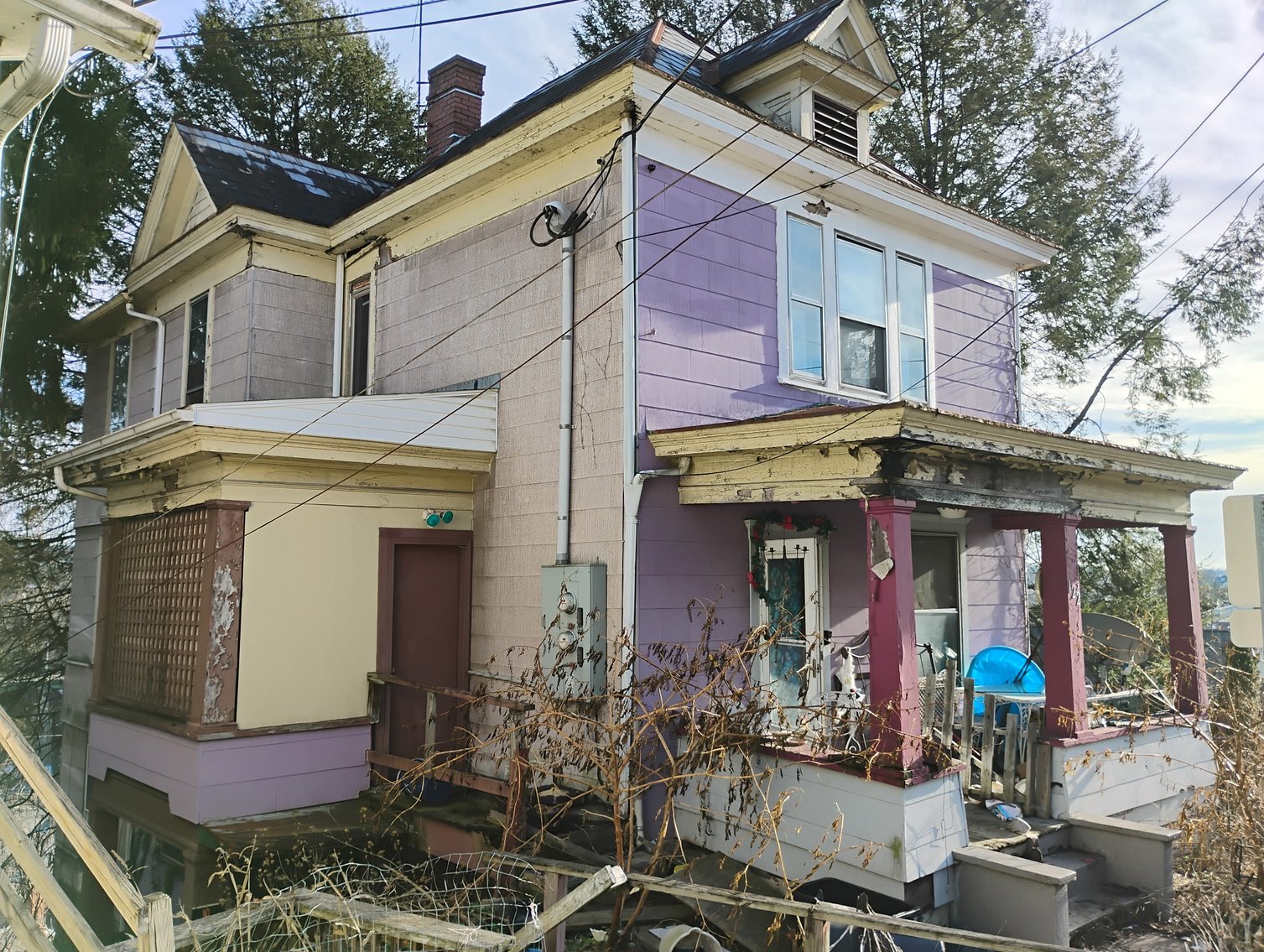 Image for SOLD - Duplex in Fairmont Selling to the Highest Bidder