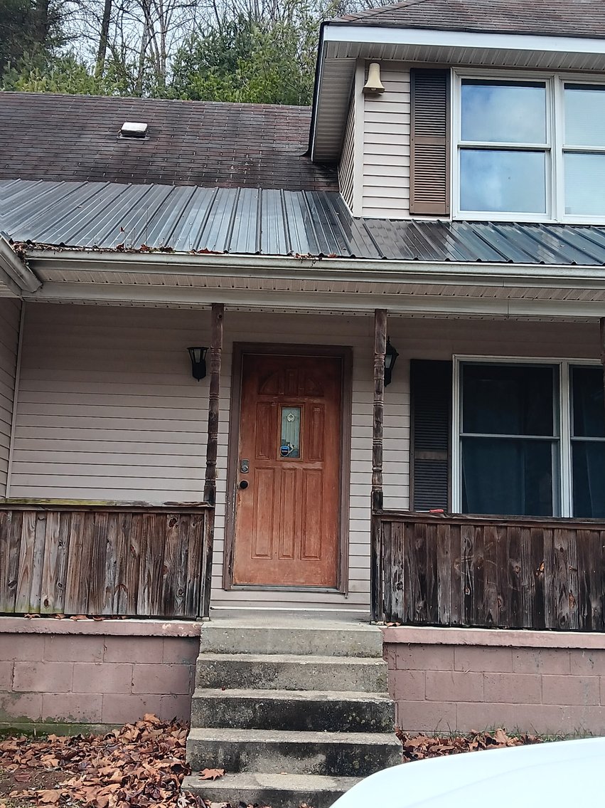 Image for SOLD $176,000 - 4 Bedroom on 10 ½ Acres in Fayette County