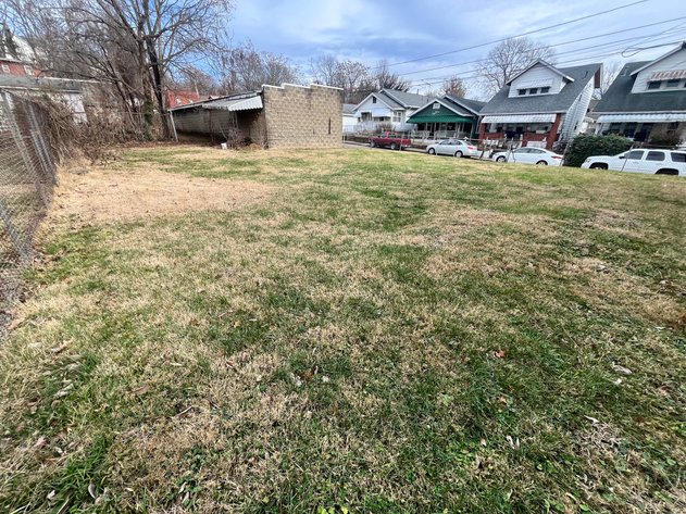 Image for SOLD $33,000 - 10 Unit Storage Facility in Charleston