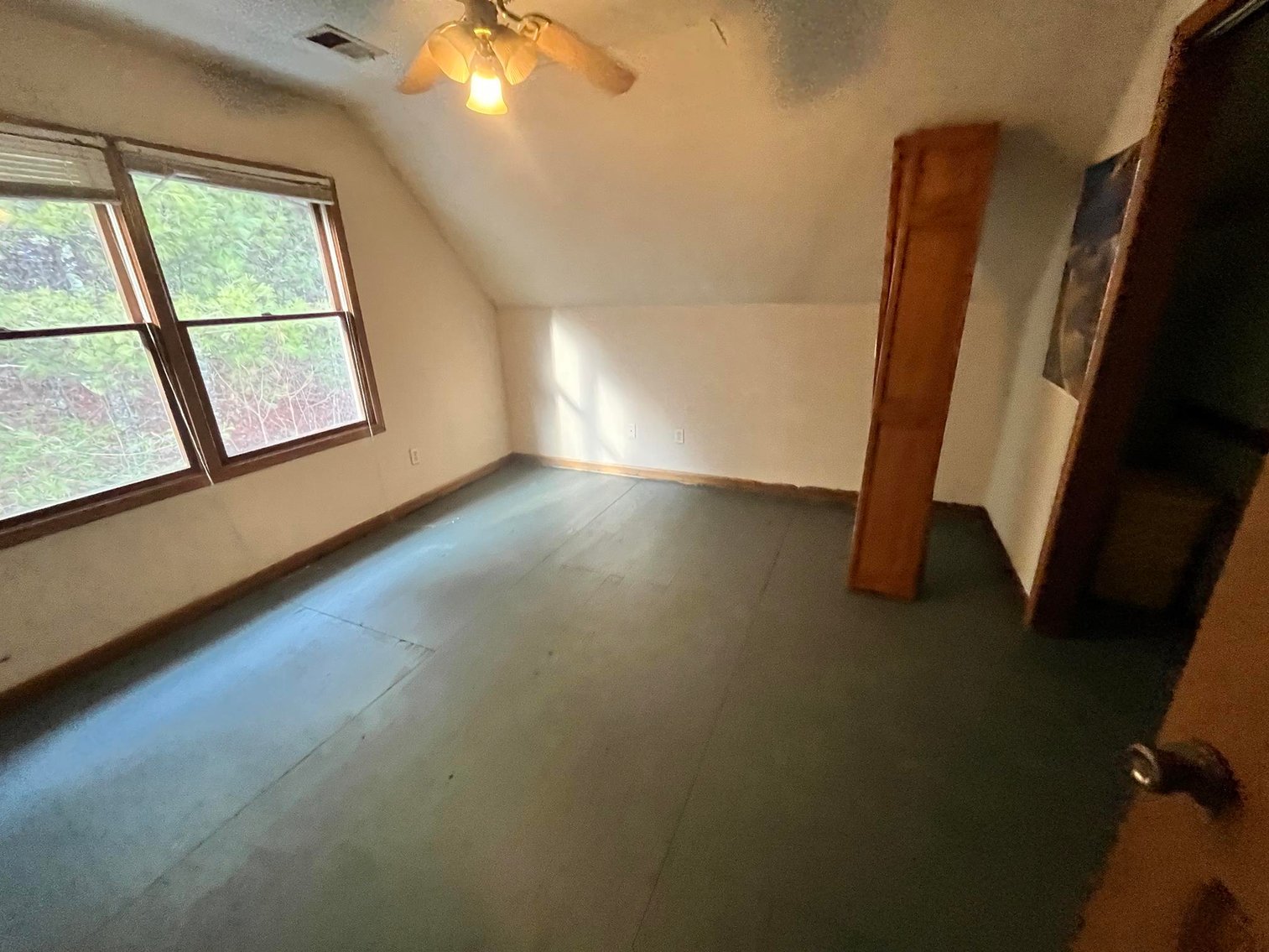 Image for SOLD $176,000 - 4 Bedroom on 10 ½ Acres in Fayette County