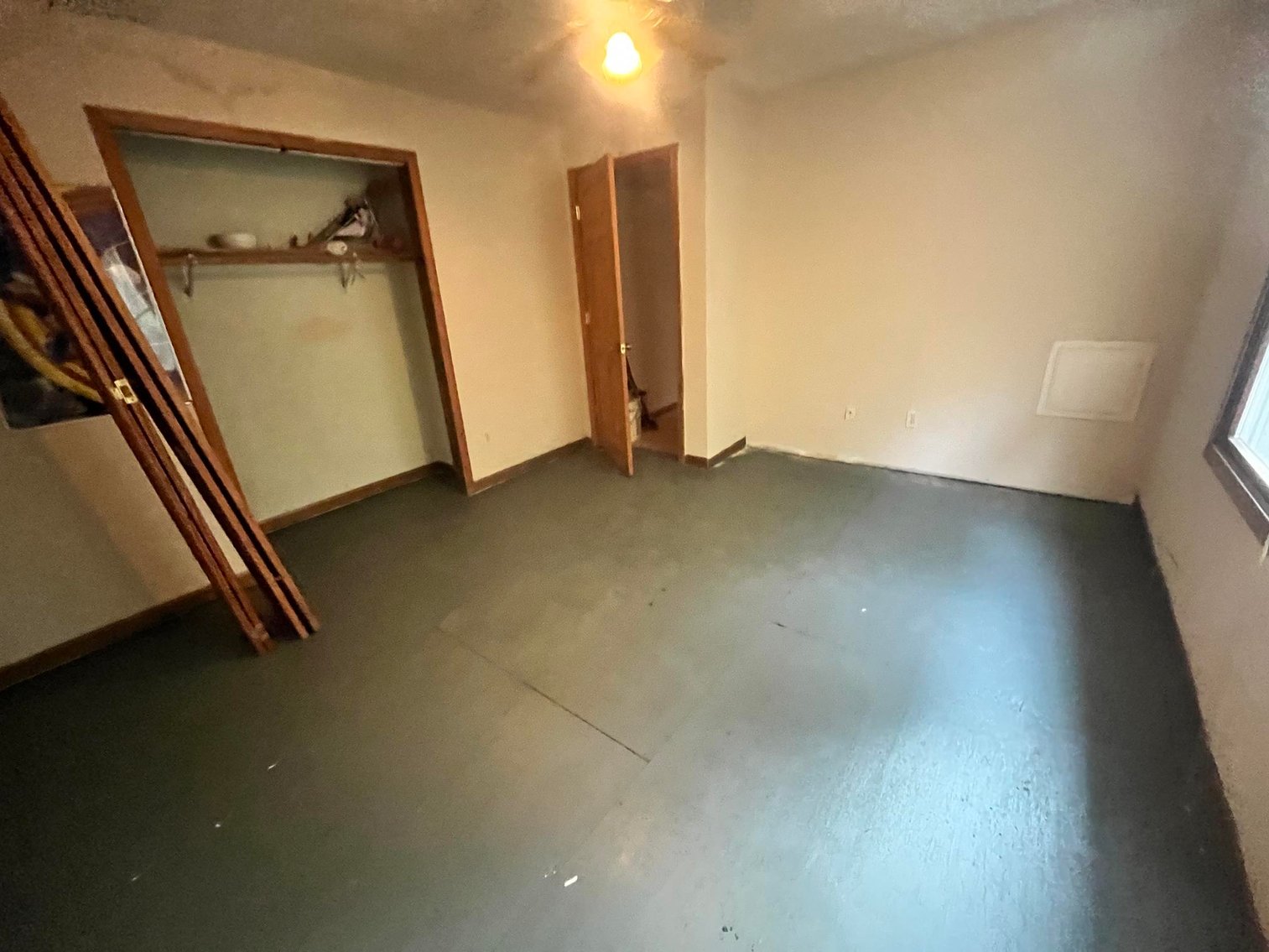 Image for SOLD $176,000 - 4 Bedroom on 10 ½ Acres in Fayette County