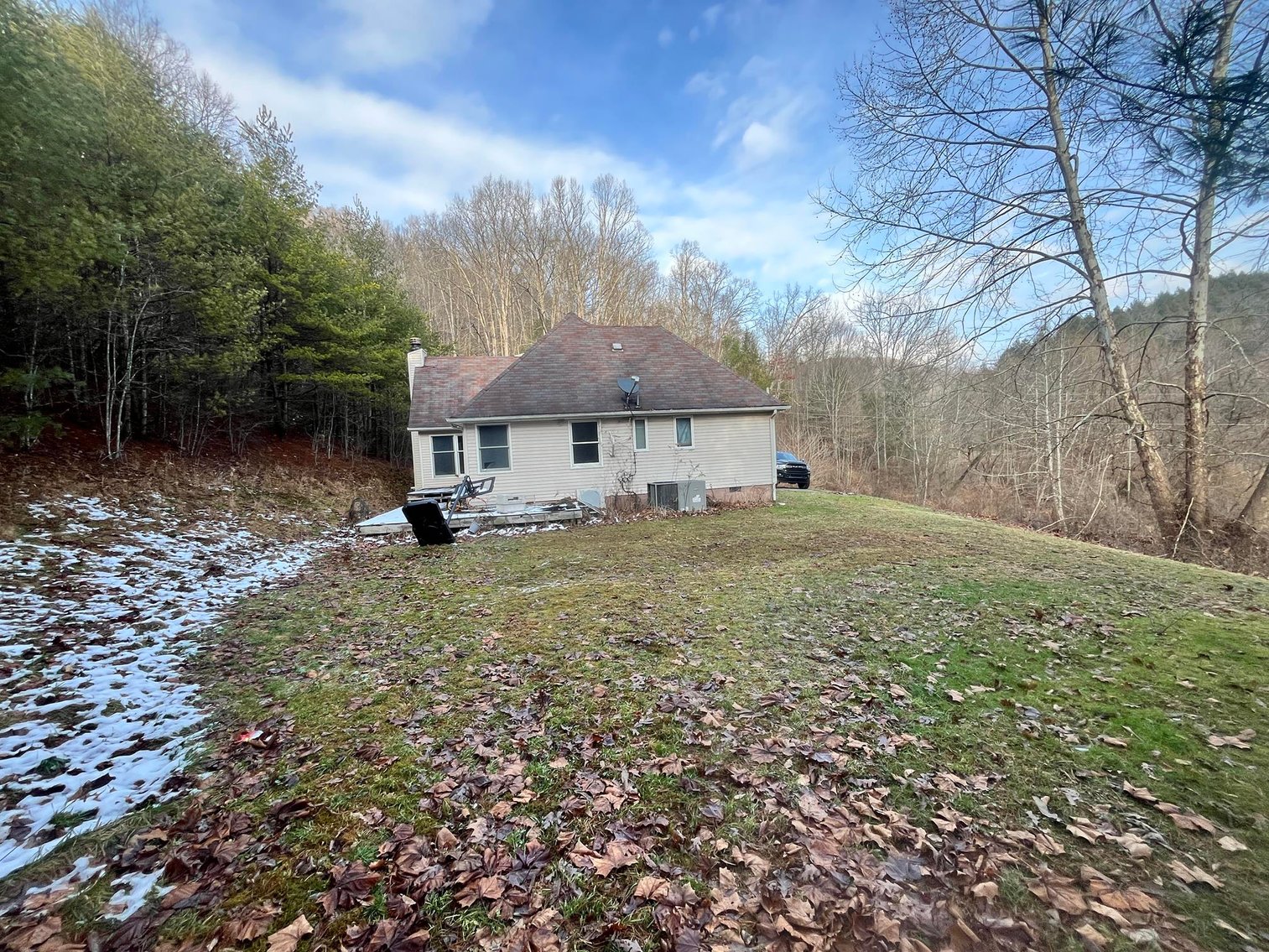 Image for SOLD $176,000 - 4 Bedroom on 10 ½ Acres in Fayette County