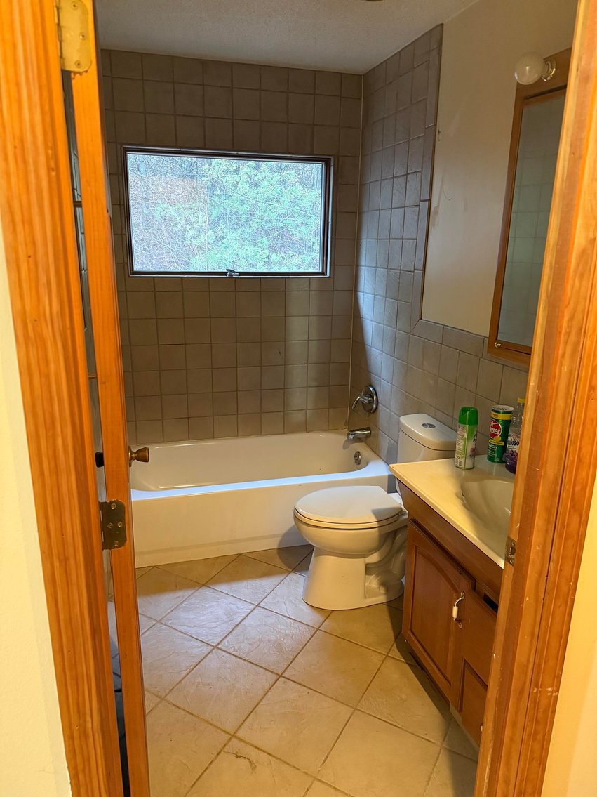 Image for SOLD $176,000 - 4 Bedroom on 10 ½ Acres in Fayette County