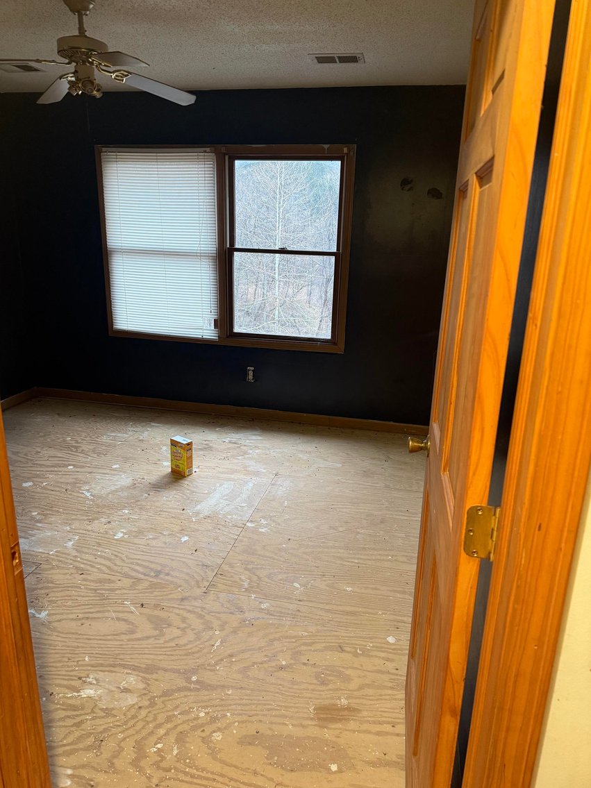 Image for SOLD $176,000 - 4 Bedroom on 10 ½ Acres in Fayette County