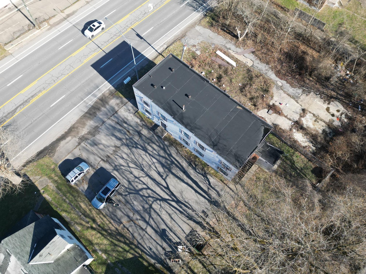 Image for SOLD $82,500 - 10-Unit St. Albans Apartment Building Selling to the Highest Bidder