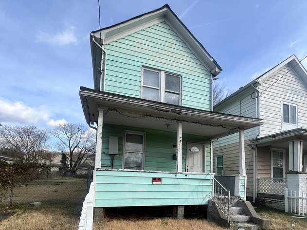 Image for SOLD - Two-Story 3 Bedroom in Charleston