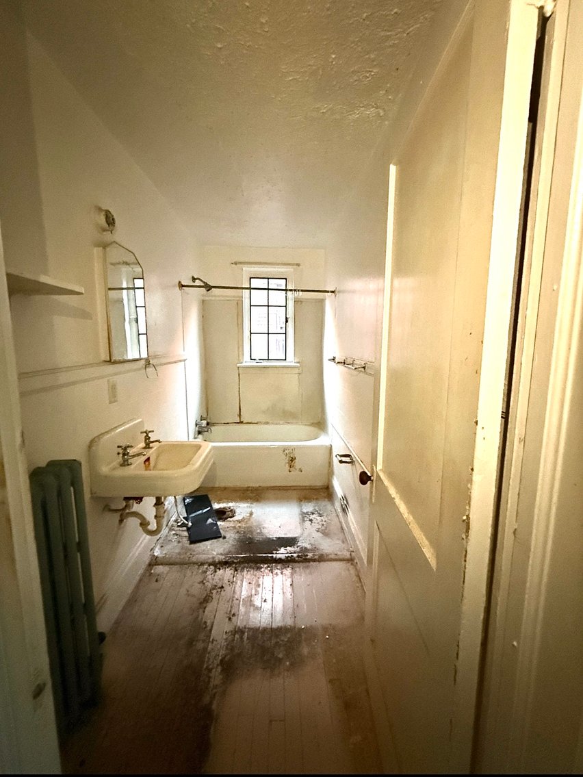 Image for SOLD $89,100 - Mixed-Use Commercial Property Full of Opportunity in Downtown Beckley