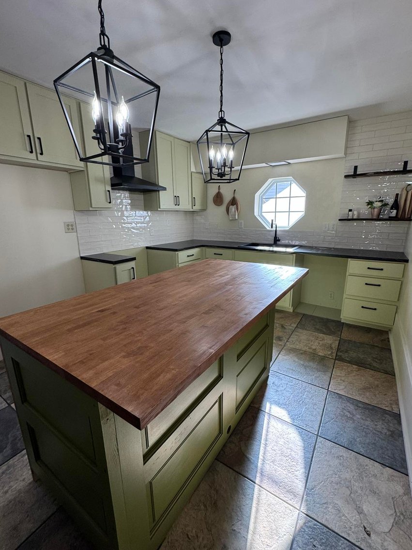 Image for 4 Bedroom Mountain Town Retreat in Marlinton