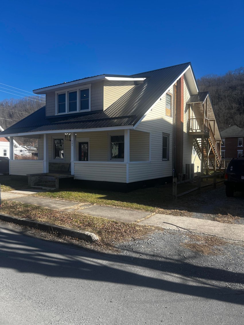 Image for 4 Bedroom Mountain Town Retreat in Marlinton