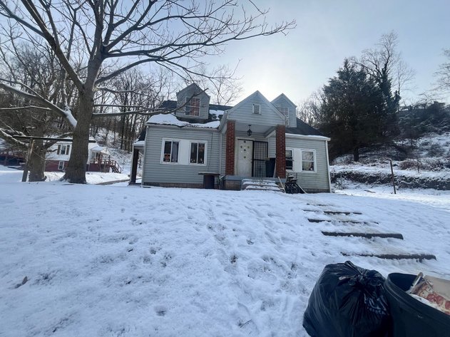 Image for Three Charleston Homes Selling to the Highest Bidders