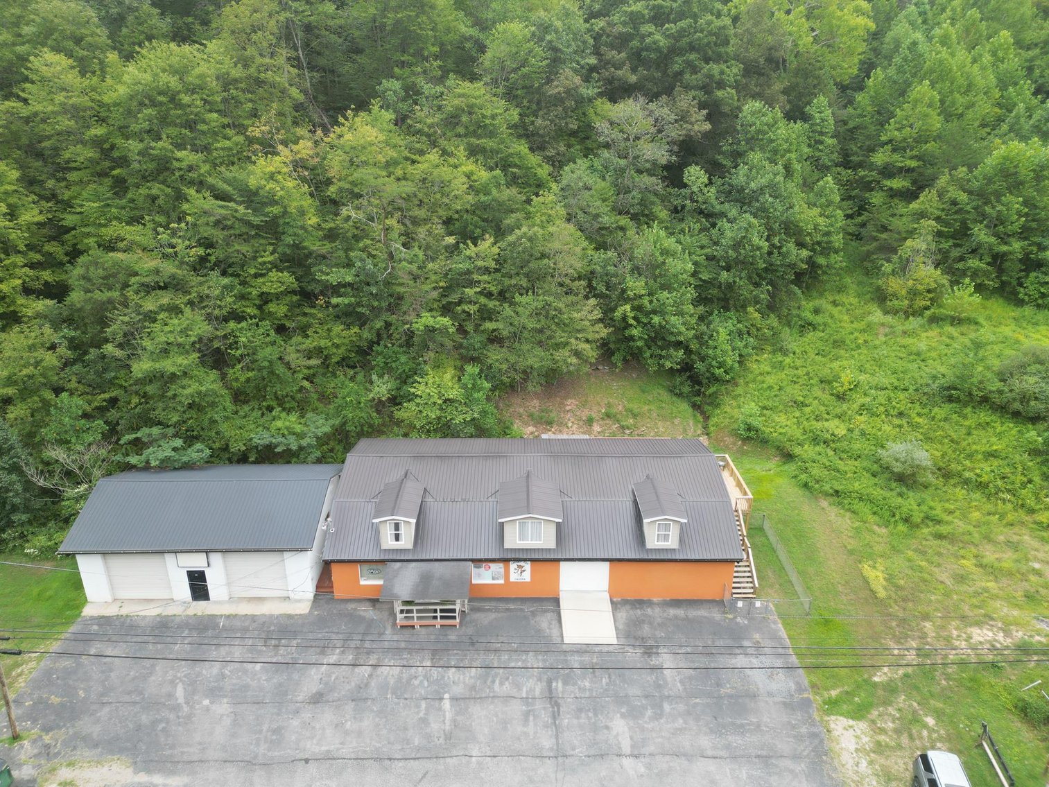 Image for SOLD $192,500 - Multi-Purpose Property Just Outside of Charleston City Limits