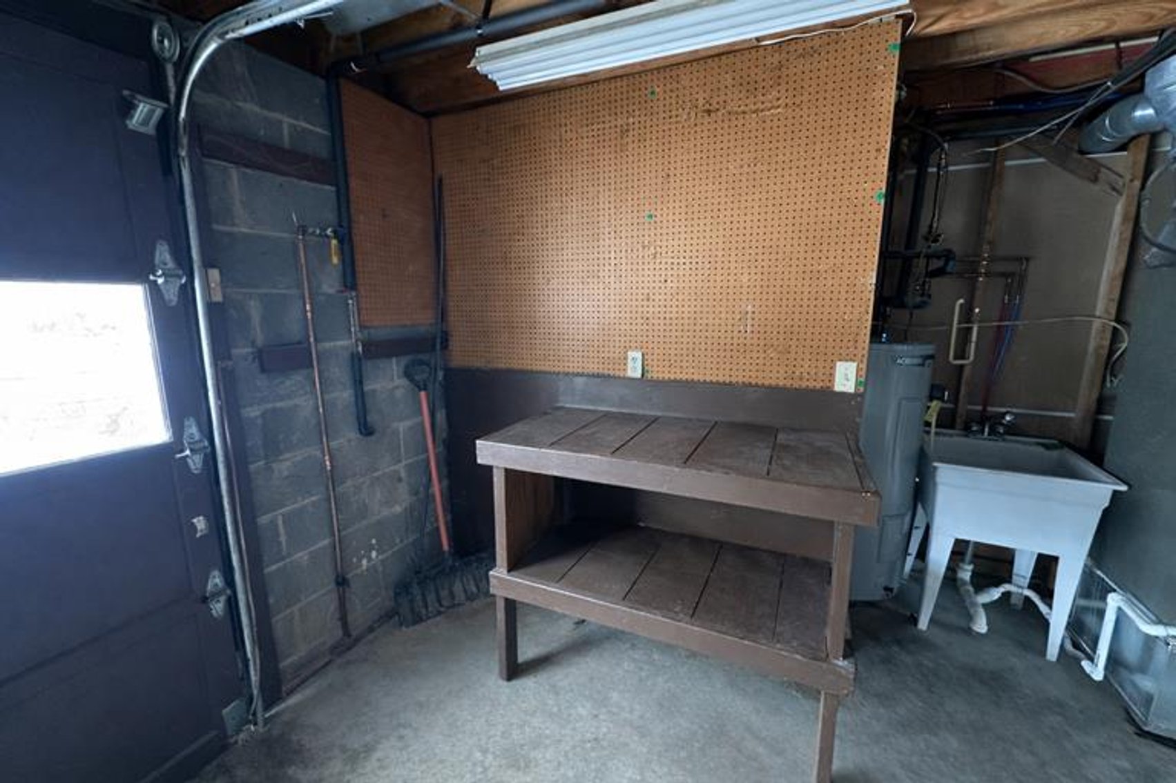 Image for SOLD $115,500 - Remodeled End-Unit Townhome in St. Albans