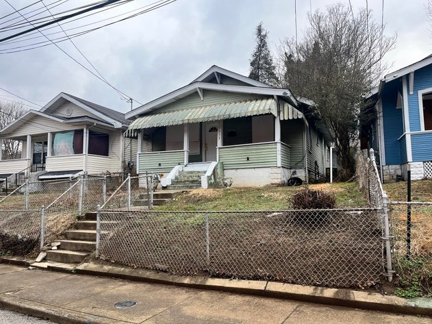 Image for Two Charleston Homes Minutes from Downtown