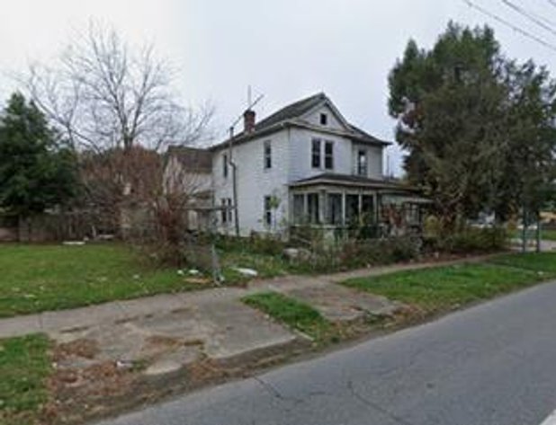 Image for 4 Bedroom in Huntington Selling to the Highest Bidder