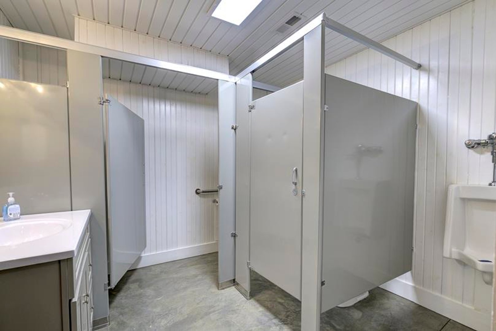 Image for SOLD $1,100,000 - Premier Wedding & Event Venue on Over 180 Acres in Marion County